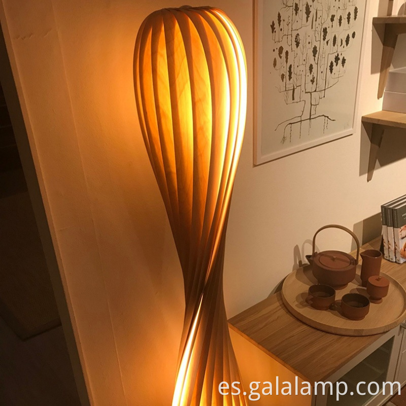 Minimalist-Corner-Mood-Lighting